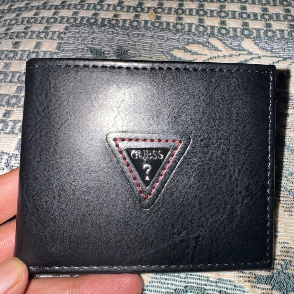 GUESS Black Leather wallet